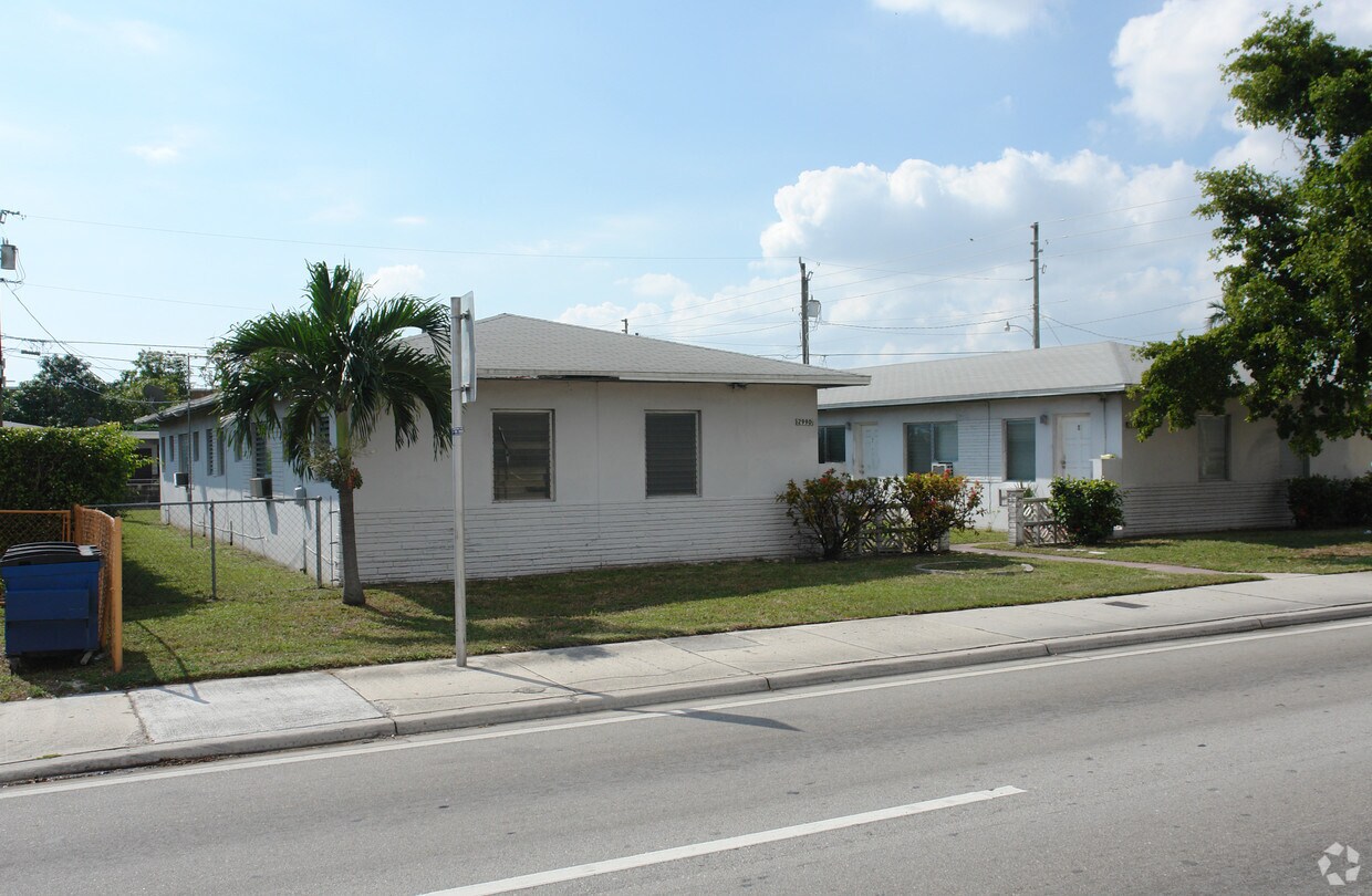 Foto del edificio - 2998 W Flagler St