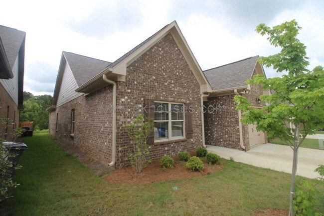 Foto del edificio - 5525 Park Side Rd