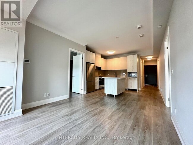 Building Photo - 18-1818 Water Walk Dr
