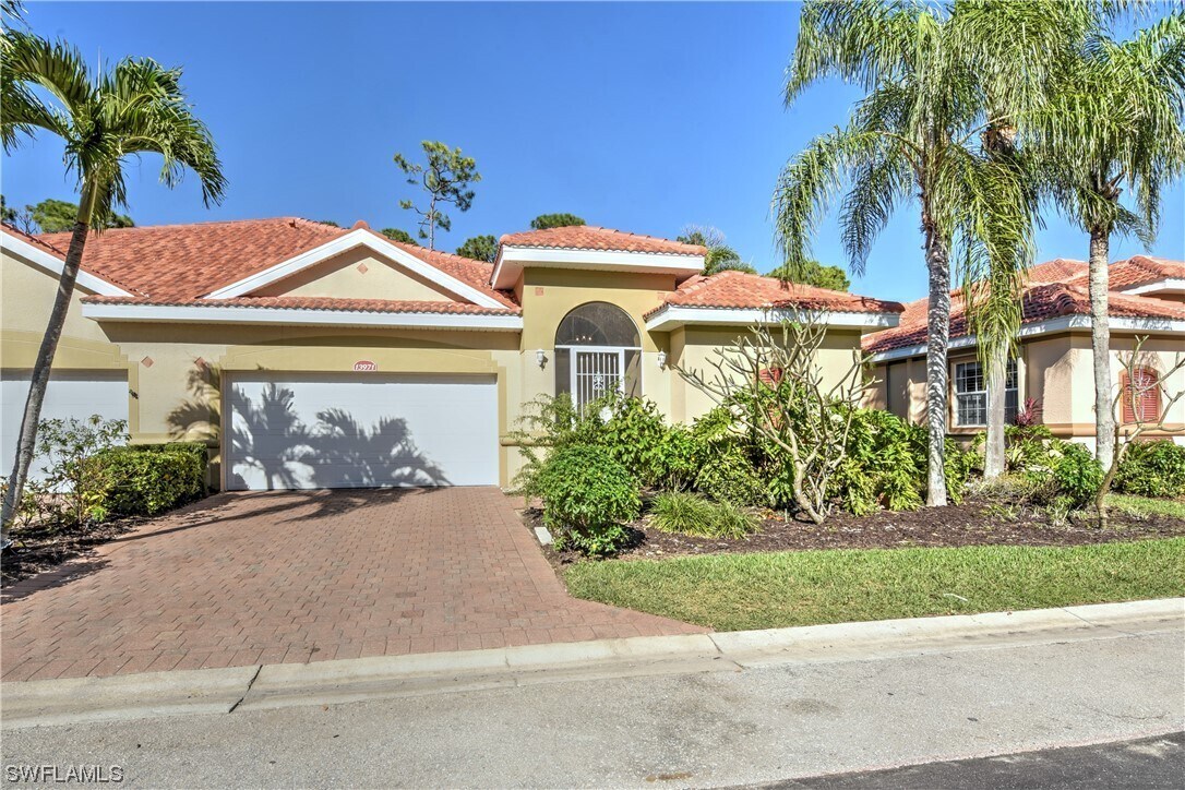 13971 Avon Park Cir, Fort Myers, FL 33912 Condo for Rent in Fort