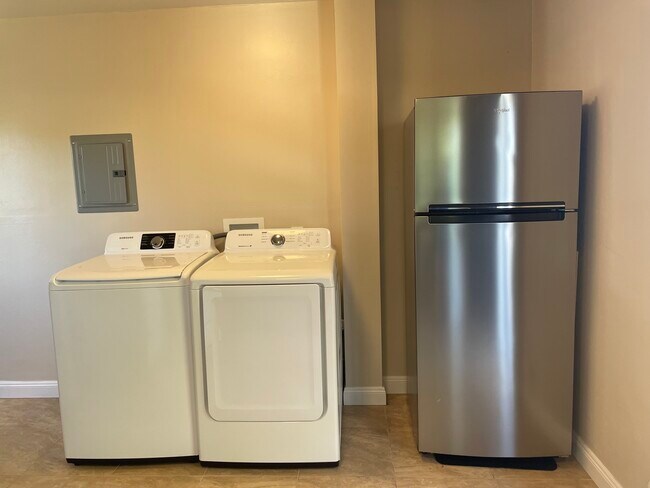 Washer and Dryer/Fridge - 2251 Terra Villa St