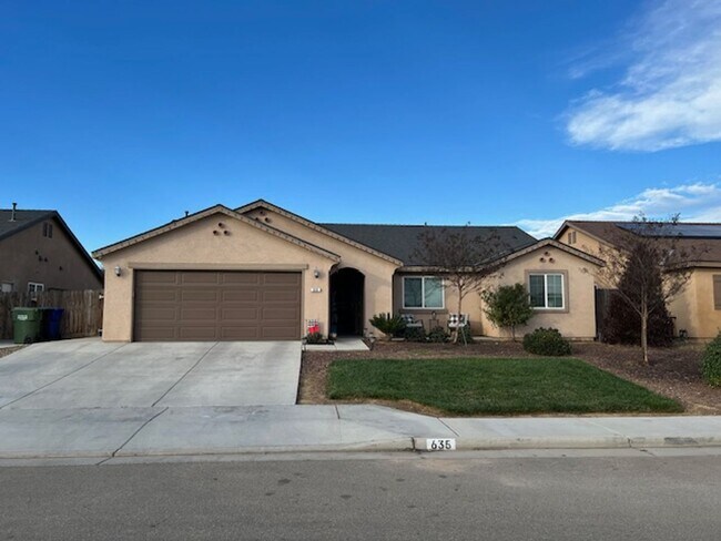 Building Photo - Move in Ready Beautiful home!