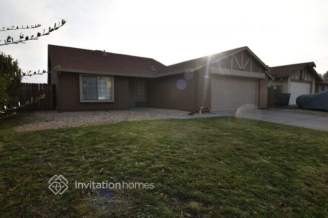 Foto del edificio - 3442 Chandler Cir