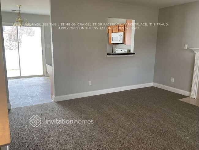 Foto del edificio - 407 Mooseberry Ln