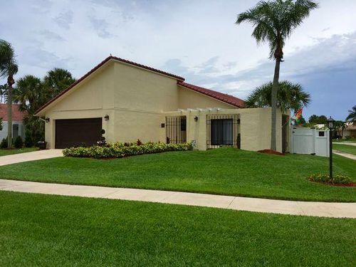 Foto principal - 7417 Silver Woods Ct