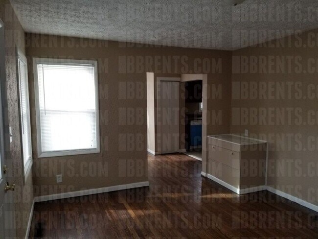 Building Photo - 601 Daytonia Ave 3BR/1BA (Fairborn)