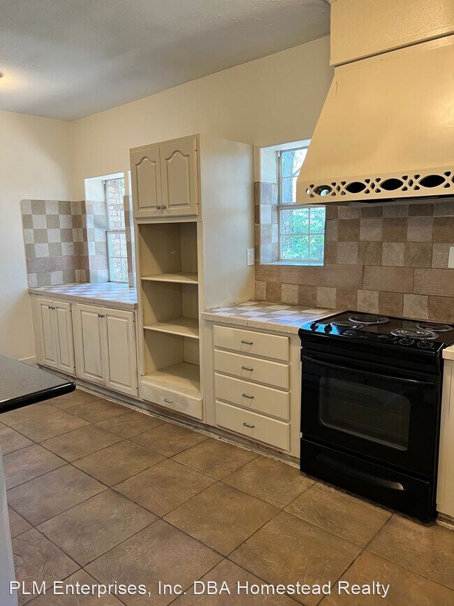 Foto del edificio - 3 br, 1.5 bath House - 310 Dixie Port Arthur