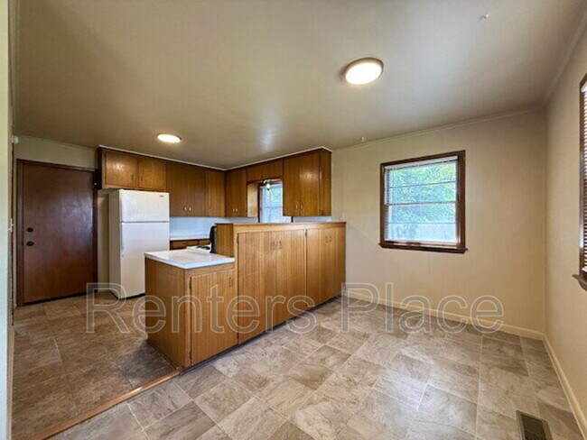 Foto del edificio - 1045 E 53rd St