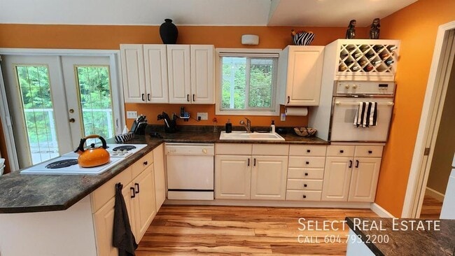 Building Photo - 7513 Rockwell Dr