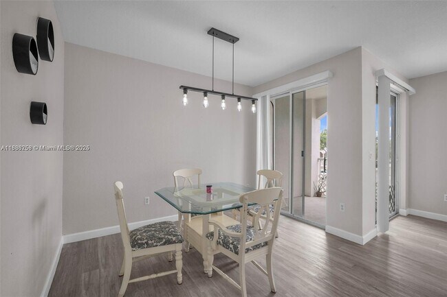 Foto del edificio - 4361 SW 160th Ave