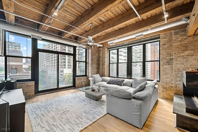 Foto del edificio - 520 W Huron St