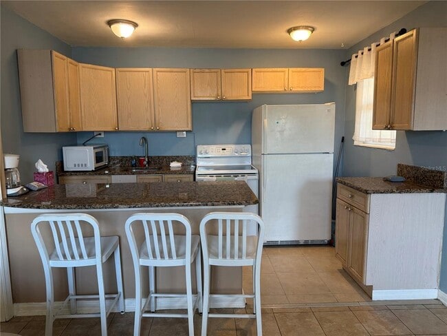 Building Photo - 6705 Gulf Winds Dr