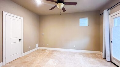 Building Photo - 2418 Ralph St