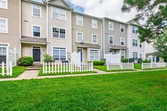 Building Photo - 340 Gilman Ln