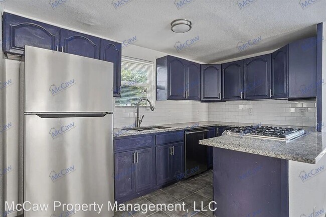 Building Photo - 4 br, 2 bath House - 1629 Glenn Dr.