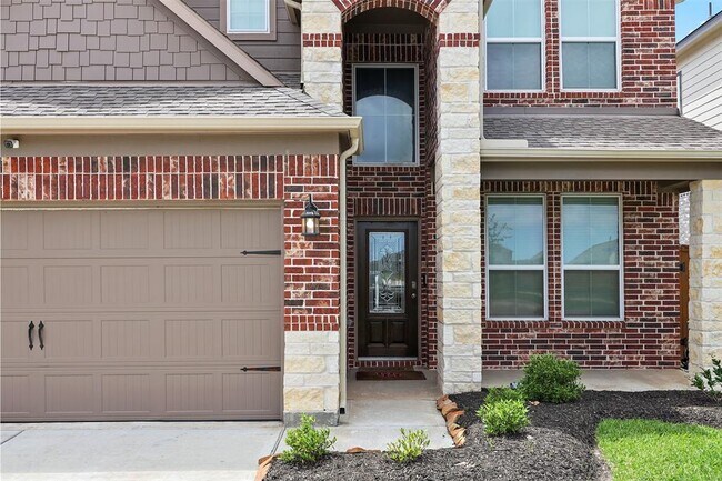 Building Photo - 2117 Sweet Bay Dr