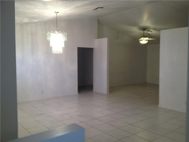 Foto del edificio - 12564 68th St N