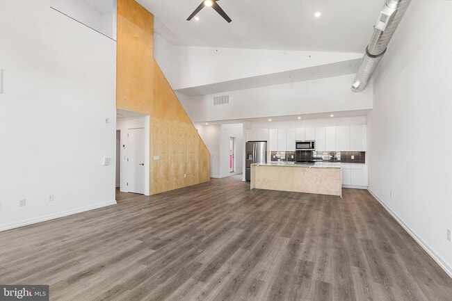 Building Photo - 1240 N 10th St