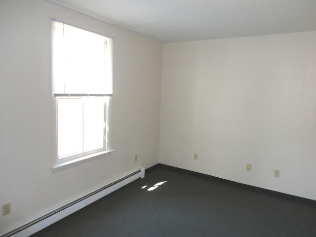 Foto del edificio - 228 S Main St