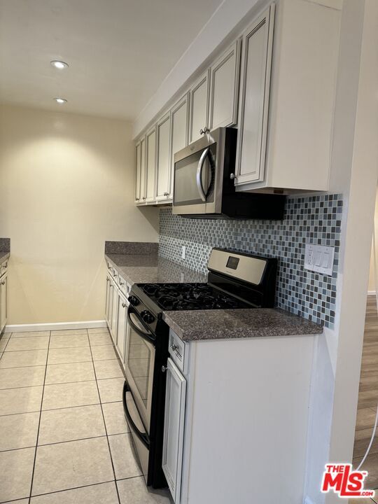 Foto del edificio - 543 Evergreen St