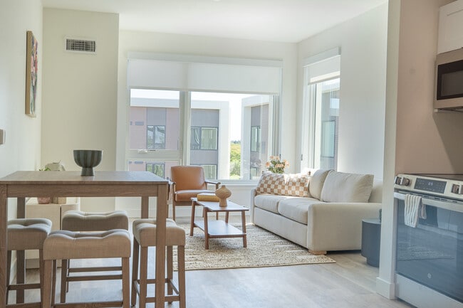 1 Bedroom Living Room - Greenhaus