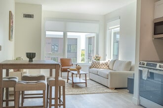 1 Bedroom Living Room - Greenhaus