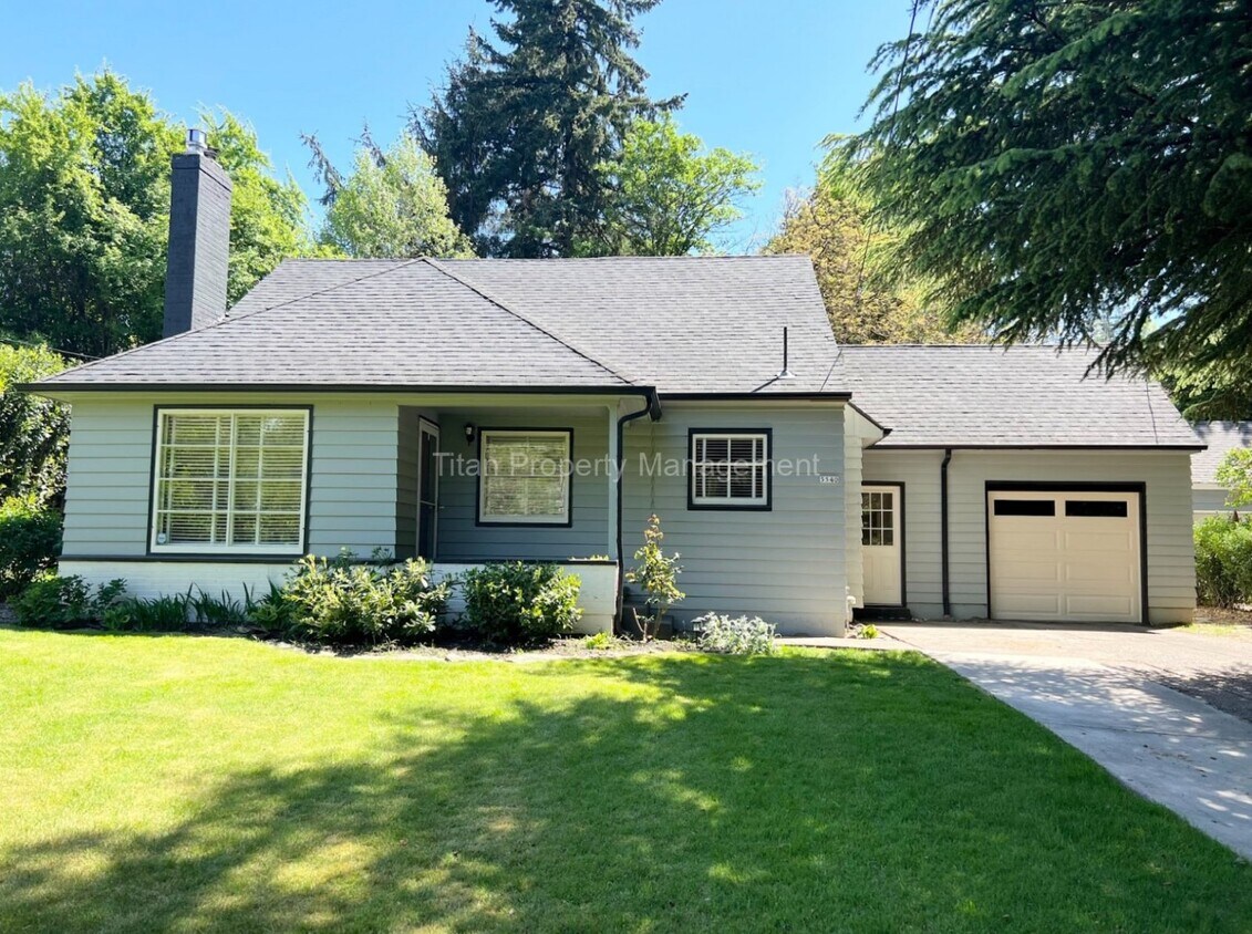 Primary Photo - Charming 3-Bedroom Home with Granite Count...