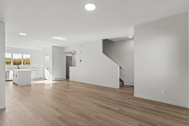 Building Photo - 65 Westwind Dr