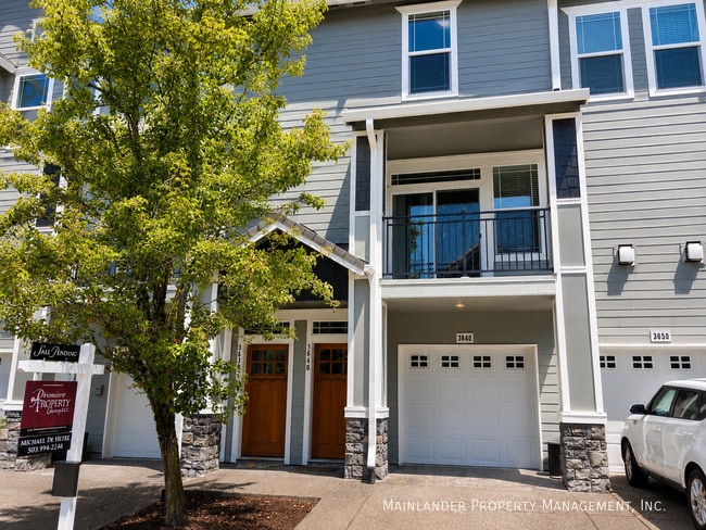 Building Photo - 3640 Summerlinn Dr