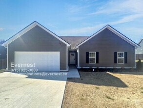 Building Photo - 1311 Ventura Ln