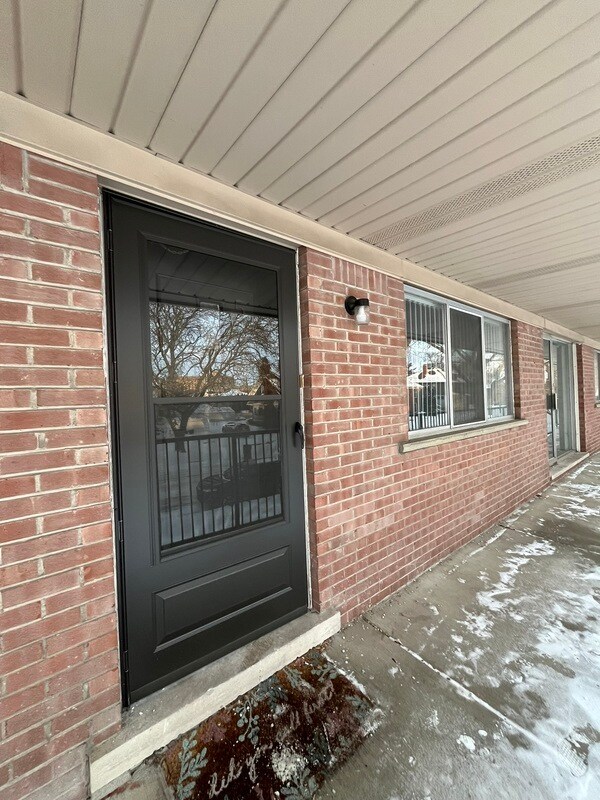 Foto del edificio - 2444 2nd St