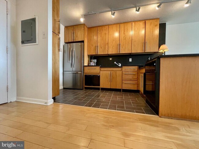 Foto del edificio - 1301 20th St NW