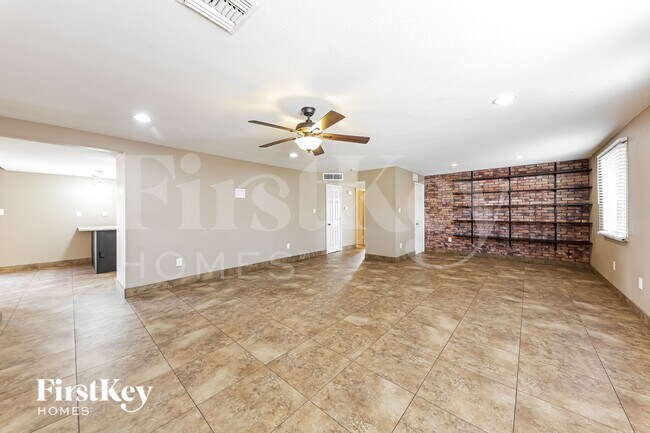Foto del edificio - 3550 E Thunderbird Rd
