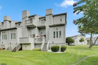 Building Photo - 433 Albacore Ln