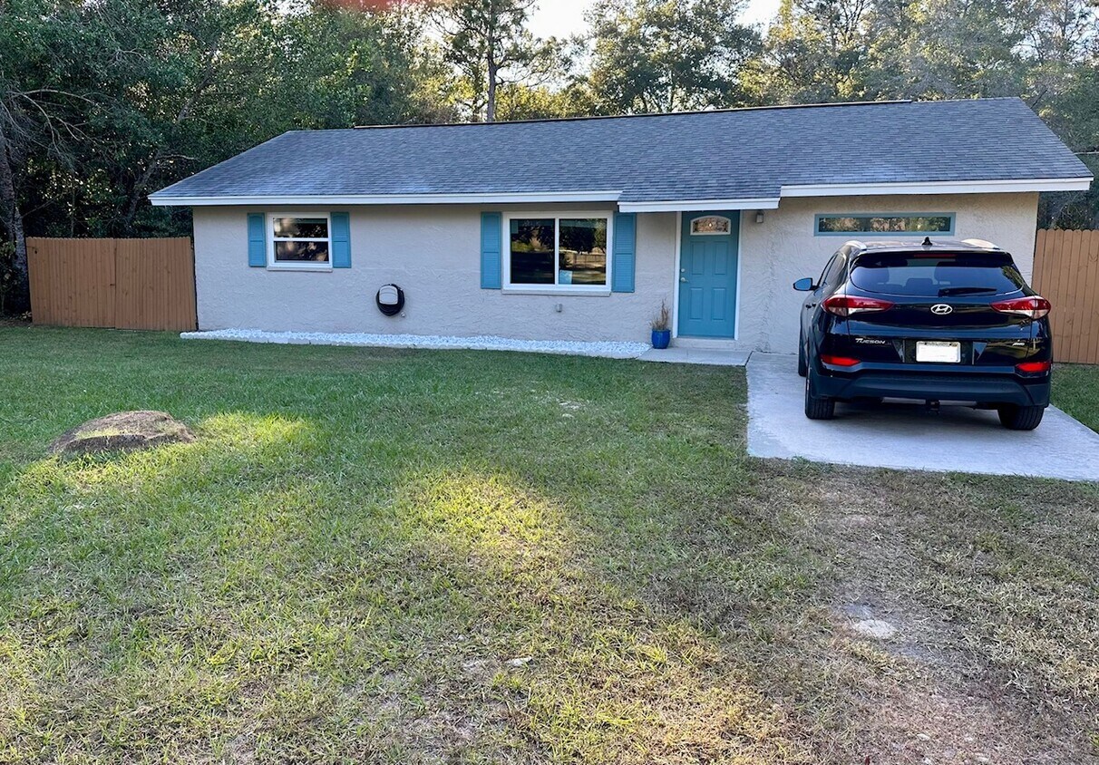 Foto principal - 7327 Oakado St