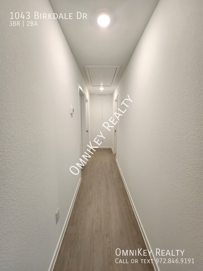 Foto del edificio - 1043 Birkdale Dr