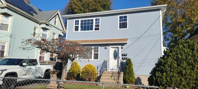 Building Photo - 38 Foxon St