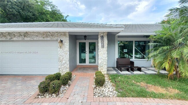 Foto del edificio - 11345 NW 3rd Pl
