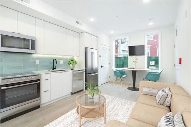 Photo - 2722 Hope St Apartment