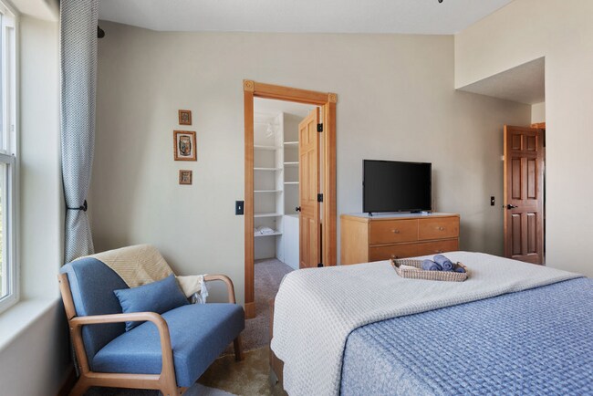 Foto del edificio - 10237 NW Wilshire Ln