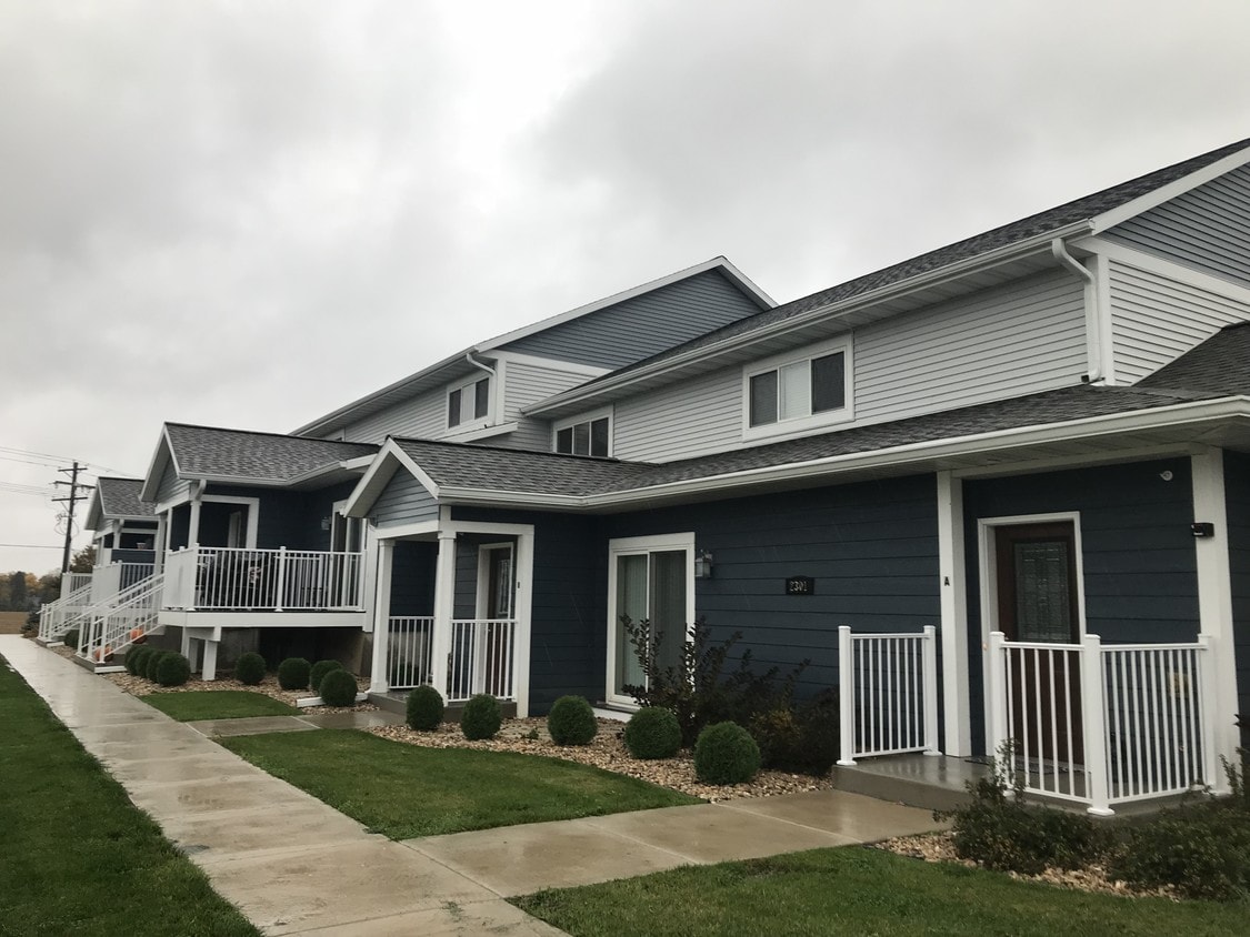 2301 Lincoln Ave, Stoughton, WI 53589 Townhome Rentals in Stoughton WI