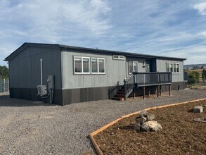 Building Photo - 1616 Frontage Rd