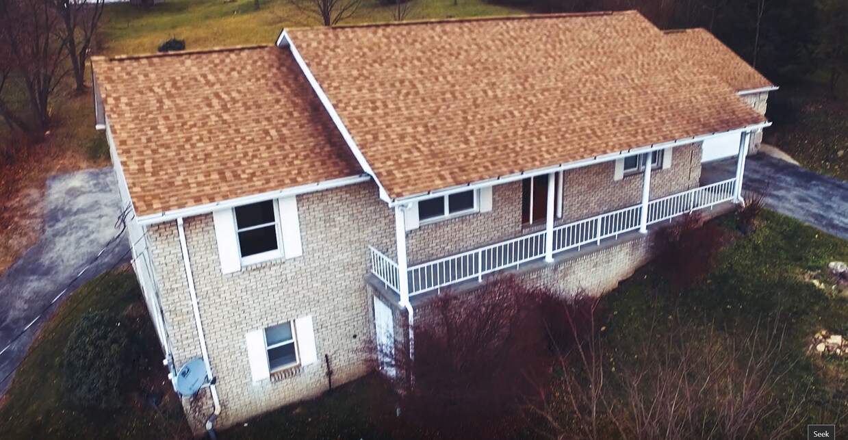 521 S Bank St, Derry, PA 15627 Apartments in Derry, PA