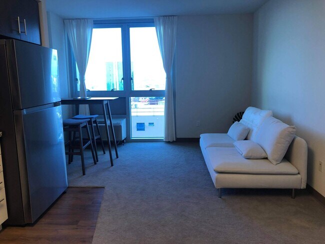 Foto del edificio - Ke Kilohana - 1 Bedroom, 1 Bathroom, 1 Par...