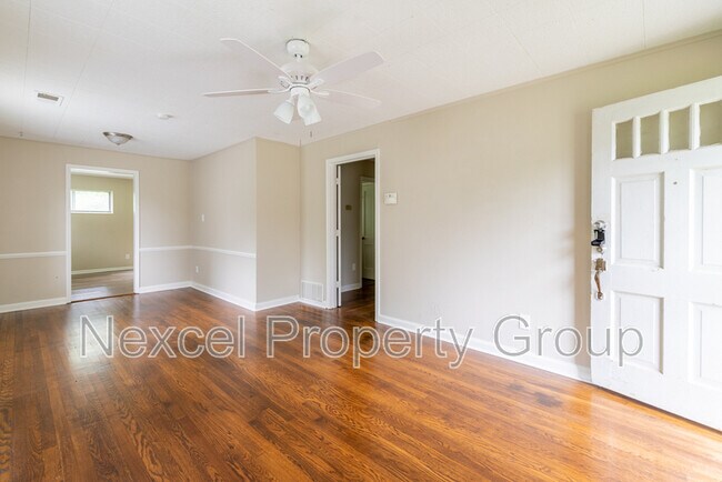 Foto del edificio - 4107 Owen Rd