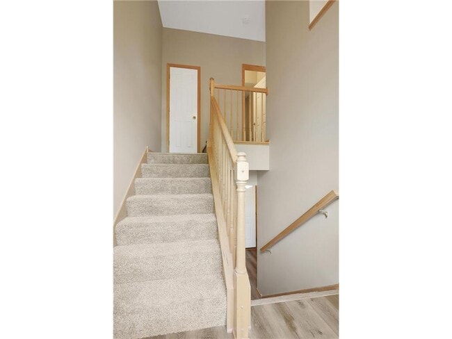 Building Photo - 15564 Lilac Dr
