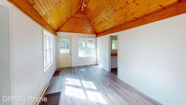 Building Photo - 1 br, 1 bath House - 2812 Vermont St.