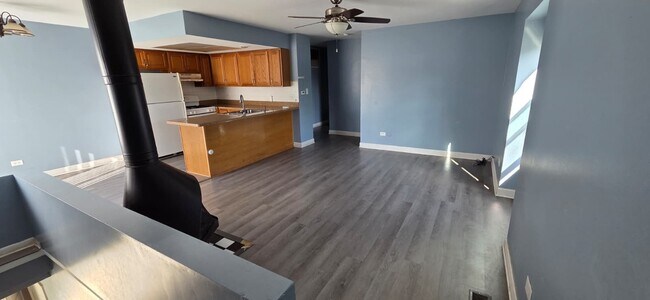 Building Photo - 2125 N Ginger Creek Dr