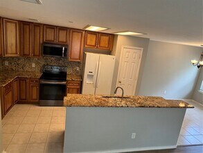 Building Photo - 226 S Walden Elms Cir