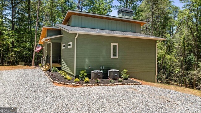 Foto del edificio - 1043 Sunset Rd